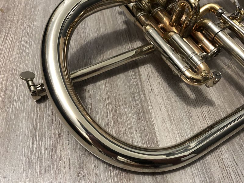Vents - ACCESSOIRES - Lyre trompette/cornet/bugle à pince 